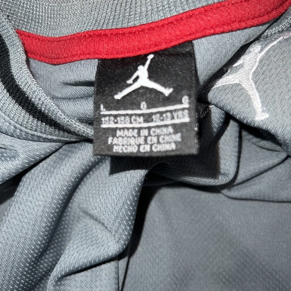 Air Jordan 23 Juniors Boys 12 13 Gray White Tank Top Size Large
